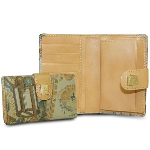 Voyage Medium Wallet