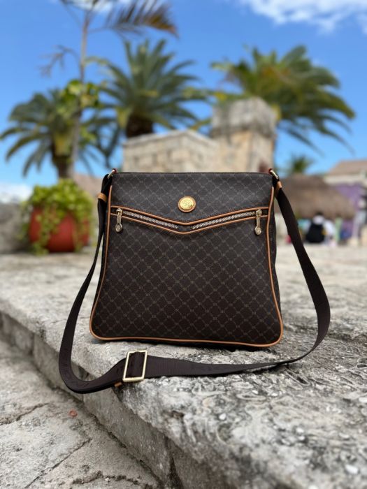 Daily Messenger Bag - RIONI ® display picture 2