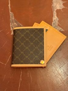 Swivel Card Wallet 
