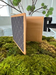 Men's Wallet w/ Screen