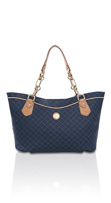 Trendy Traveler's Tote