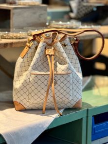 Shoulder Drawstring