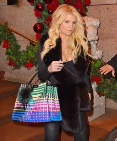 Celebrities Who Aren't Ready to Give Up Their Oversized Handbags