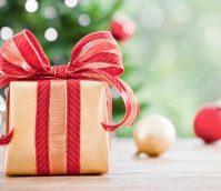 Holiday Tips for Buying Handbags as a Gift